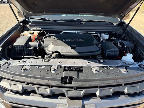 Used 2021 Chevrolet Colorado Z71 w/ Safety Package AWD/4WD image 29
