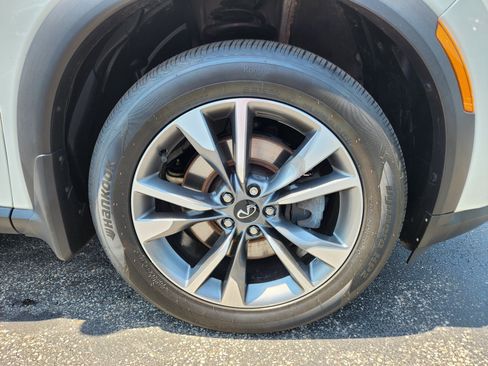 Certified 2023 INFINITI QX60 Luxe w/ Performance Audio Package AWD/4WD image 7