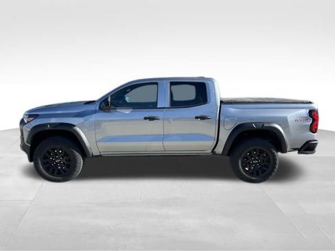 Used 2024 Chevrolet Colorado Trail Boss w/ Advanced Trailering Package AWD/4WD image 2