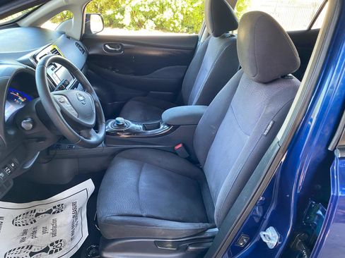 Used 2016 Nissan Leaf SV FWD image 28