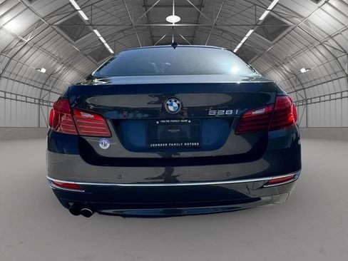 Used 2014 BMW 528i Sedan RWD image 6