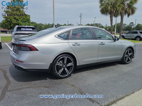 Used 2024 Honda Accord Sport image 5