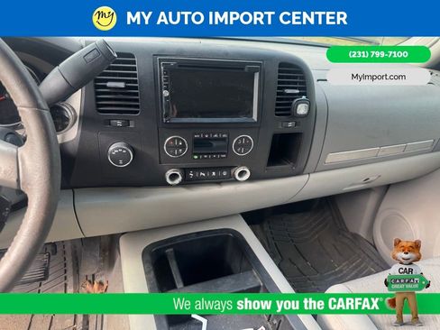Used 2008 GMC Sierra 1500 W/T AWD/4WD image 8