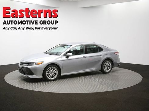 Used 2019 Toyota Camry XLE image 51
