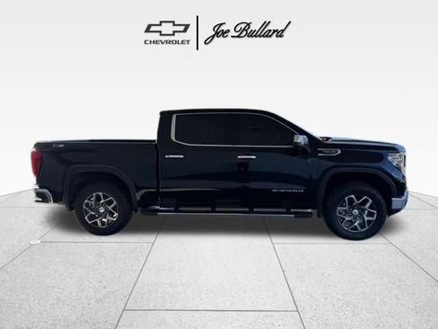 Used 2025 GMC Sierra 1500 SLT w/ SLT Premium Plus Package image 7