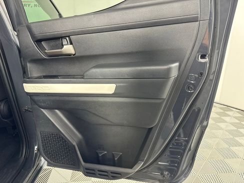 Used 2024 Toyota Tacoma TRD Off-Road image 35