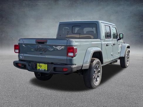 New 2026 Jeep Gladiator Sport AWD/4WD image 4