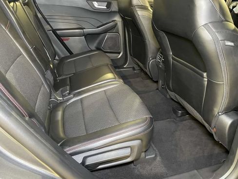 Used 2025 Ford Escape ST-Line Select AWD/4WD image 23