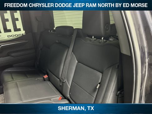 Used 2023 GMC Sierra 1500 SLT image 8