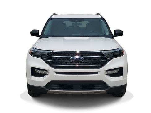 Used 2021 Ford Explorer XLT w/ Equipment Group 202A AWD/4WD image 2