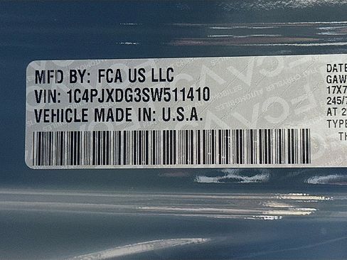 Used 2025 Jeep Wrangler Unlimited Sport AWD/4WD image 32