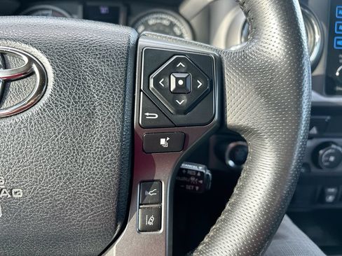 Used 2019 Toyota Tacoma TRD Sport RWD image 16