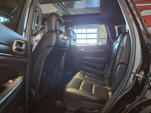 Used 2021 Jeep Grand Cherokee Limited w/ Luxury Group II image 14