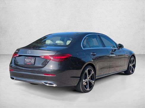 Used 2025 Mercedes-Benz C 300 Sedan image 2