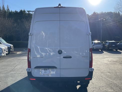 New 2025 Mercedes-Benz Sprinter 2500 image 11