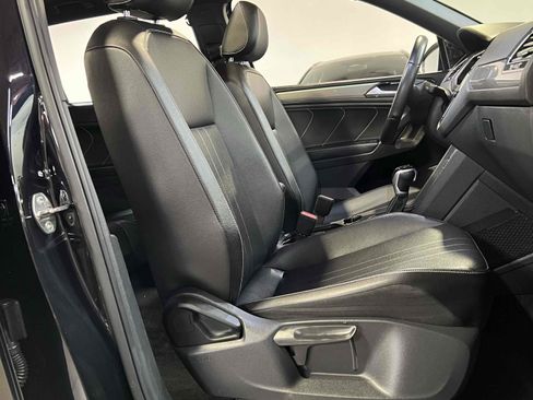 Used 2022 Volkswagen Tiguan SE R-Line image 48