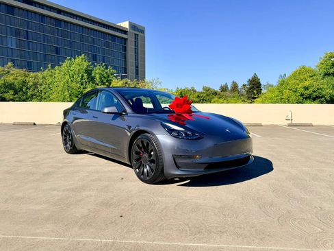 Used 2023 Tesla Model 3 Performance AWD/4WD image 3