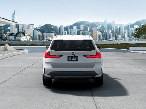 New 2026 BMW X1 xDrive28i w/ Convenience Package AWD/4WD image 5