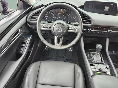 Used 2019 MAZDA MAZDA3 Sedan w/ Preferred Package image 12