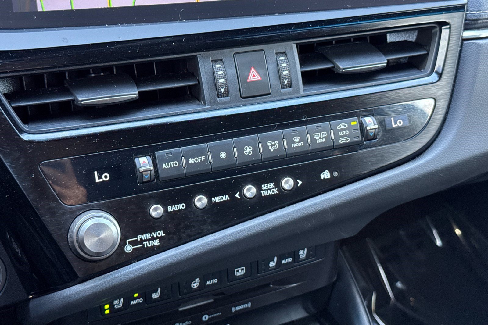Used 2022 Lexus ES 350 w/ Accessory Package FWD image 19