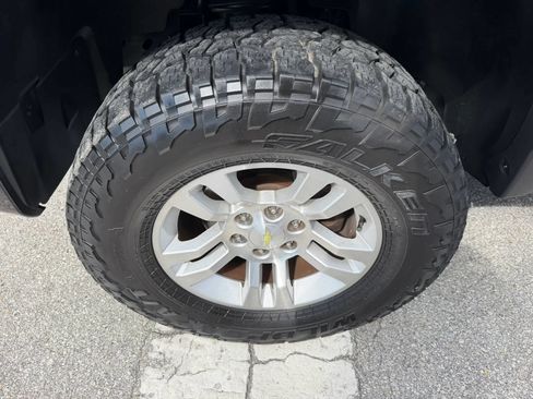 Used 2011 Chevrolet Silverado 1500 LT w/ All-Star Edition AWD/4WD image 17