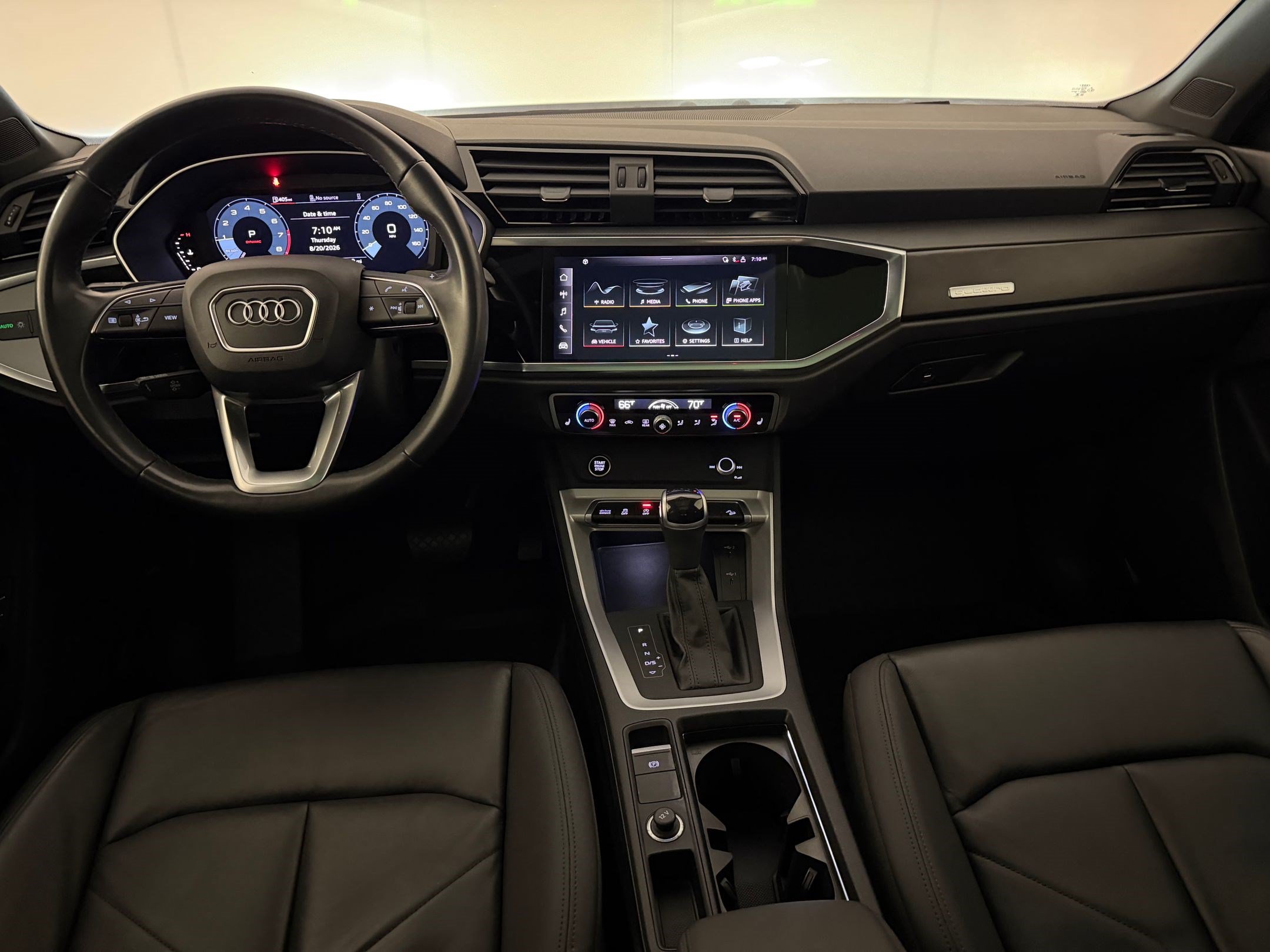 Used 2023 Audi Q3 2.0T Premium w/ Convenience Package AWD/4WD image 16