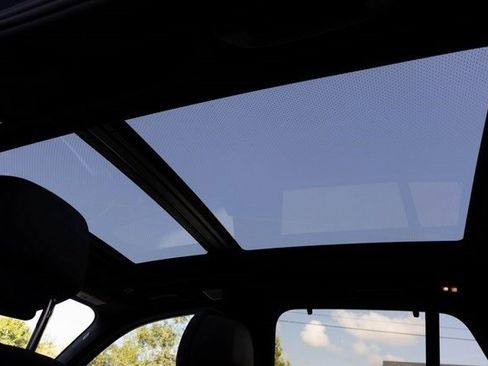 Used 2021 BMW X5 M50i w/ Executive Package image 28