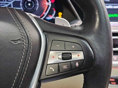 Used 2022 BMW X5 xDrive40i w/ Parking Assistance Package image 12