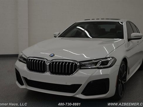 Used 2022 BMW 530i w/ M Sport Package image 1