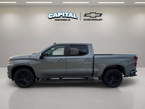 Used 2023 Chevrolet Silverado 1500 RST w/ Z71 Off-Road Package image 2