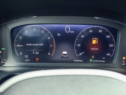 Used 2025 Honda Pilot Black Edition image 14