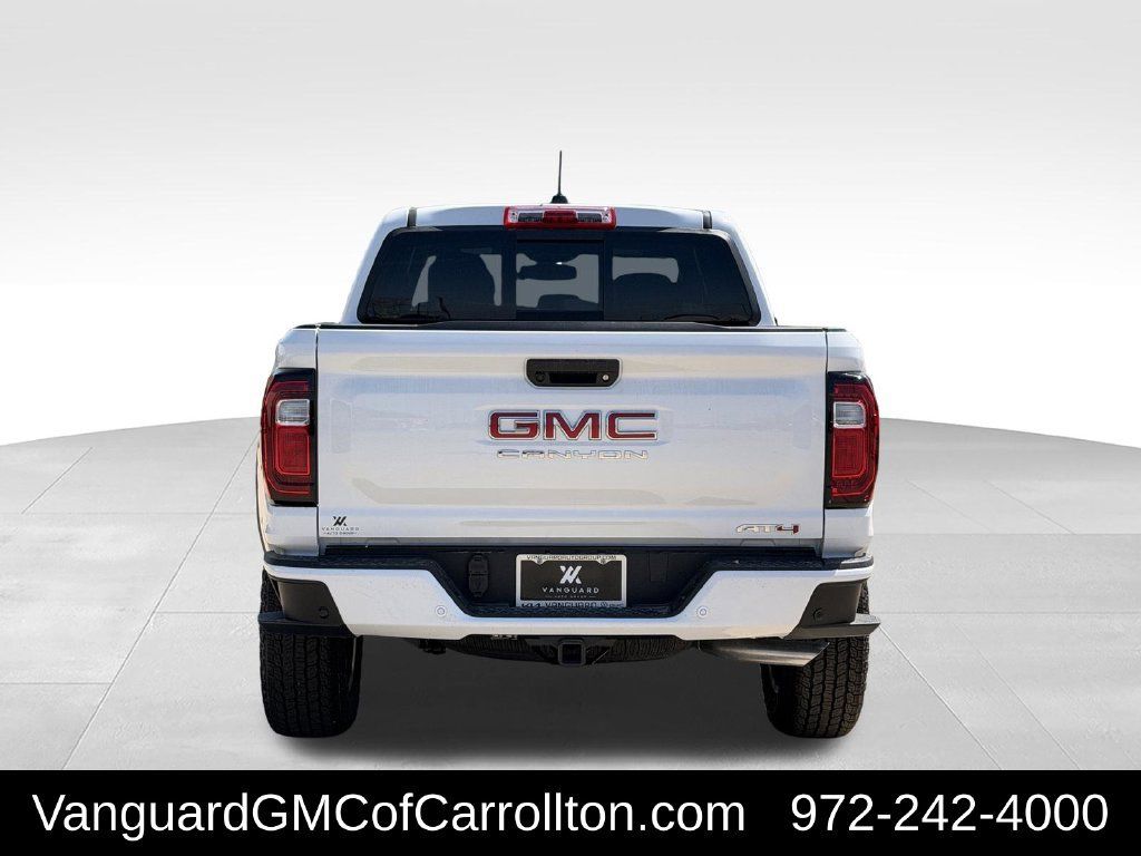New 2026 GMC Canyon AT4 AWD/4WD image 4