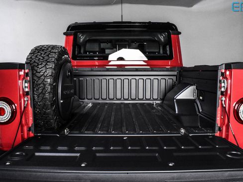 Used 2025 INEOS Grenadier Trialmaster Edition image 12