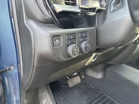 Used 2025 Chevrolet Silverado 2500 LT w/ Convenience Package AWD/4WD image 18