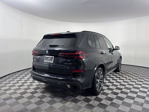 Used 2024 BMW X5 xDrive40i w/ M Sport Package image 5