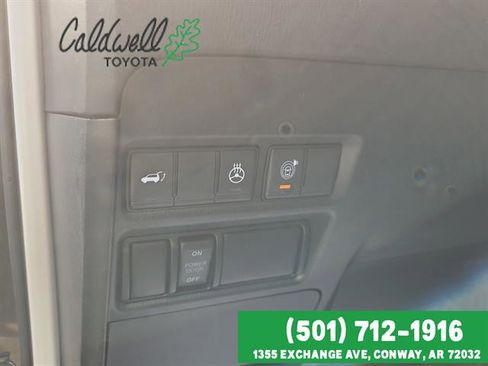 Used 2024 Nissan Armada SL image 27