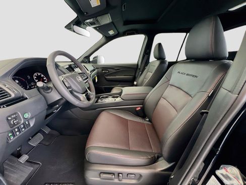 New 2026 Honda Ridgeline Black Edition image 5