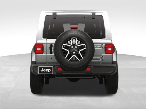 New 2024 Jeep Wrangler Unlimited Sahara w/ Technology Group AWD/4WD image 10