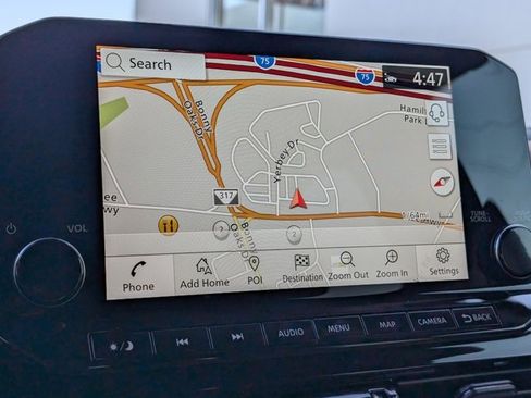 Used 2024 Nissan Pathfinder Platinum w/ Cargo Package image 11