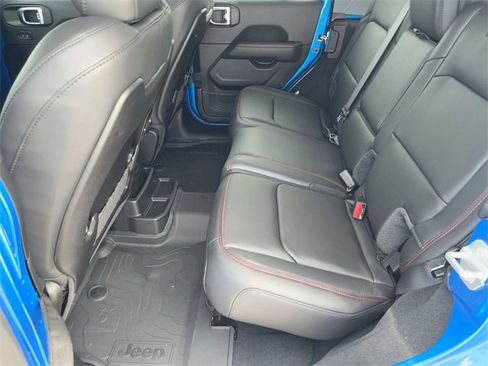 New 2026 Jeep Wrangler Unlimited Rubicon image 15