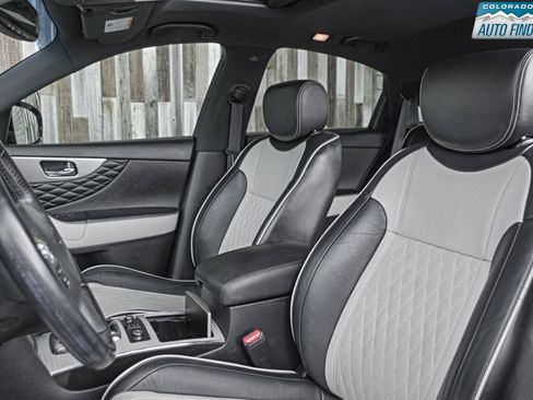 Used 2017 INFINITI QX70 AWD w/ Limited Package image 13