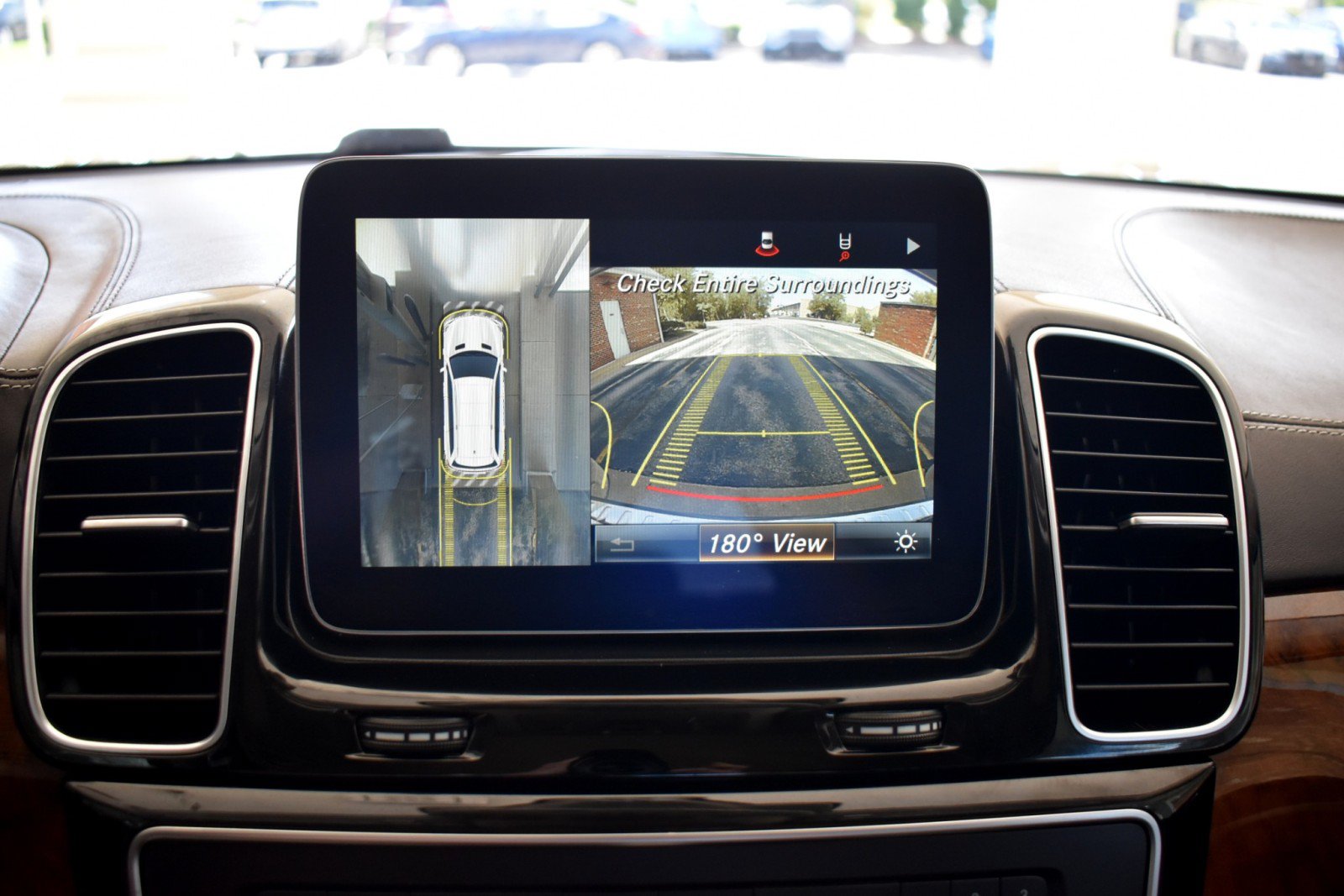 Used 2017 Mercedes-Benz GLS 550 4MATIC image 17
