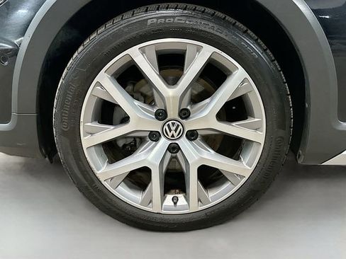 Used 2019 Volkswagen Golf Alltrack AWD/4WD image 34