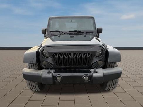 Used 2013 Jeep Wrangler Unlimited Sahara w/ Dual Top Group image 9