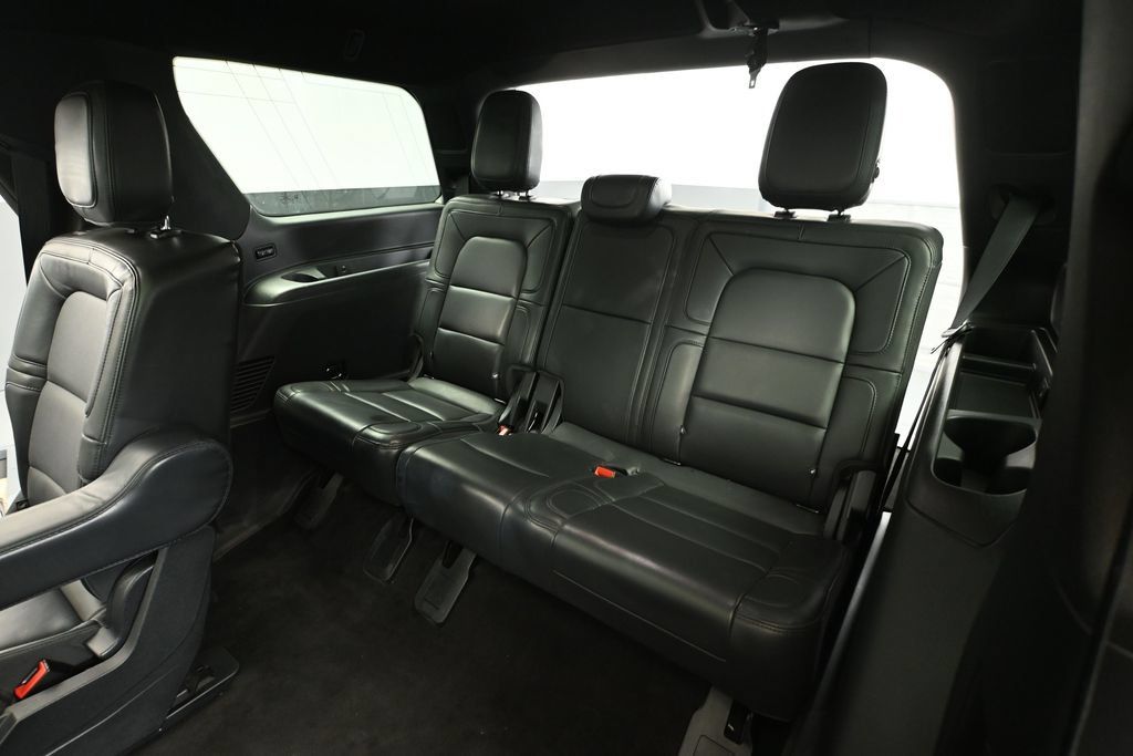 Used 2022 Lincoln Navigator Reserve w/ Equipment Group 201A AWD/4WD image 35