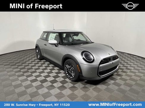 Used 2025 MINI Cooper S image 1