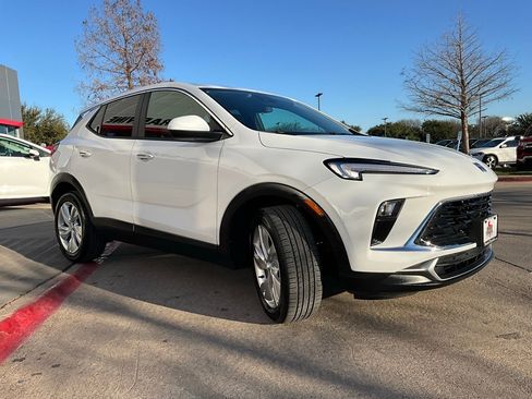 Used 2025 Buick Encore GX Preferred image 5