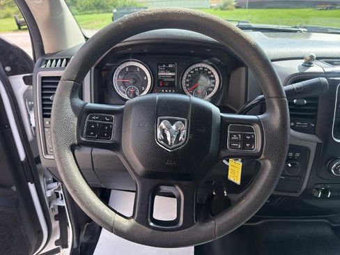 Used 2018 RAM 3500 Tradesman w/ Chrome Appearance Group AWD/4WD image 3