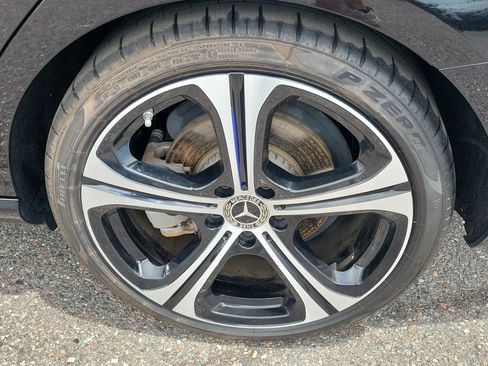 Used 2023 Mercedes-Benz C 300 Sedan image 5
