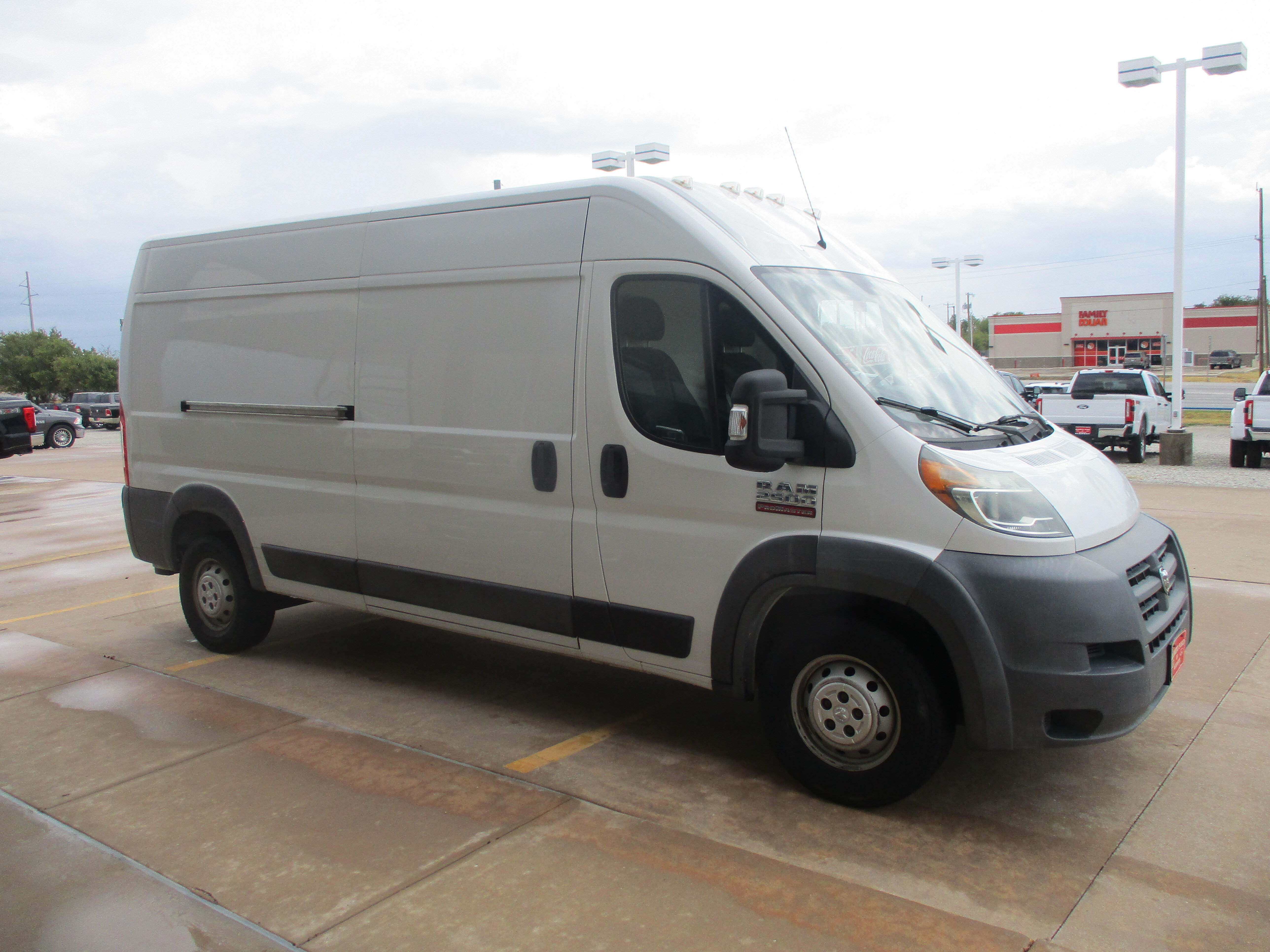 Used 2014 RAM ProMaster 2500 FWD image 7